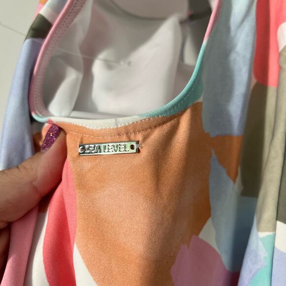 Sea Level women's tie neck keyhole halter one piece new size 6 multicolor - Picture 4 of 6